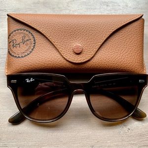 Ray-Ban Blaze Meteor 145mm
Gradient Shield Sunglasses